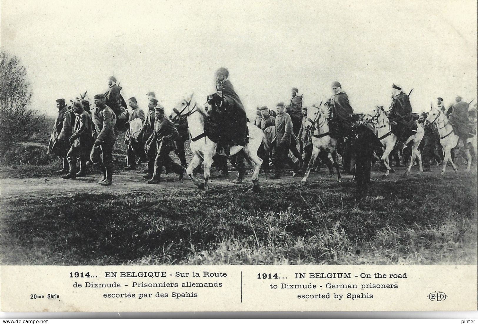 MILITAIRE - Guerre De 1914-1918 - 1914 En Belgique, Sur La Route De DIXMUDE - Prisonniers Allemands Escortés Par Spahis - War 1914-18