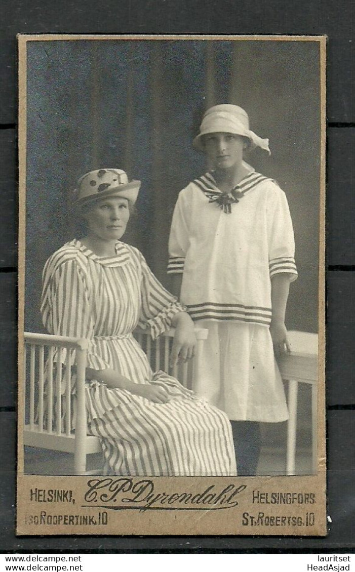 FINLAND 1921 C. P. Dyrendahl Iso Roopertinkatu 10 Old Photograph Of A Lady And A Girl - Anonymous Persons