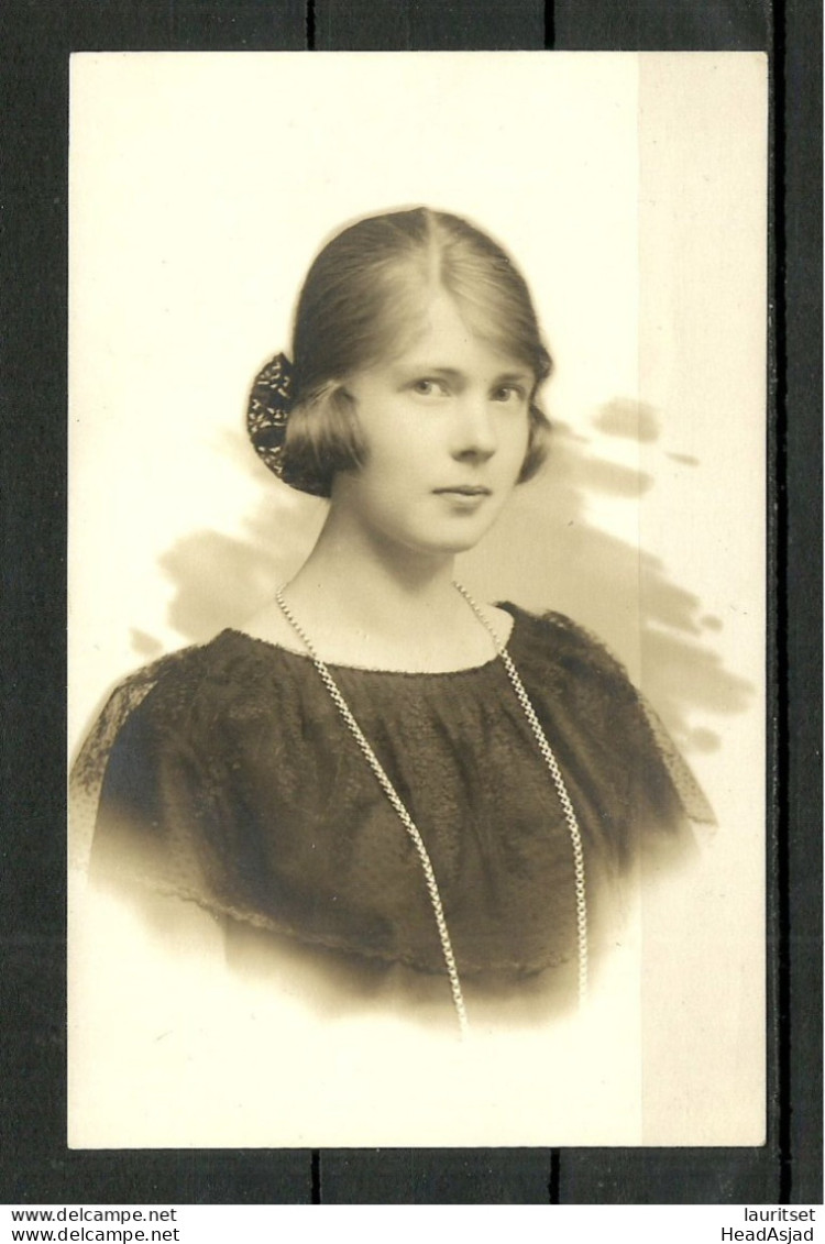 FINLAND Ca. 1900-1910 Kämärän Valokuvaamo Old Photograph Young Lady Lempi Leinonen - Personas Anónimos