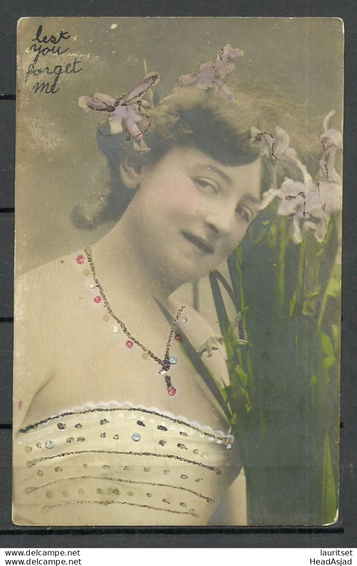 Old Photo Post Card With A Lady, Text At Back But Not Sent - Other & Unclassified