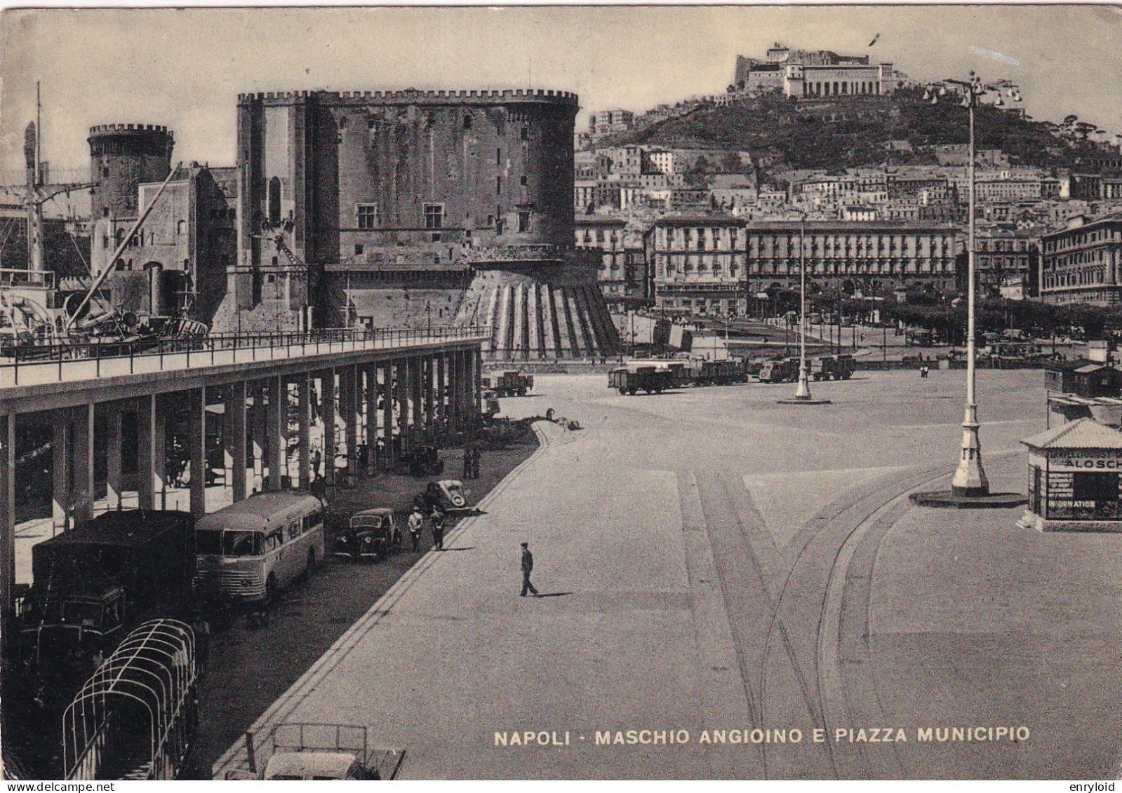 Napoli Maschio Angioino E Piazza Municipio - Napoli (Naples)