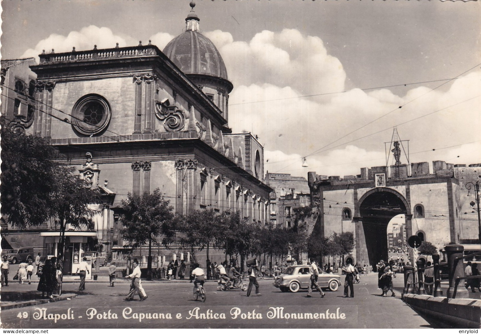 Napoli Porta Capuana E Antica Porta Monumentale - Napoli (Naples)