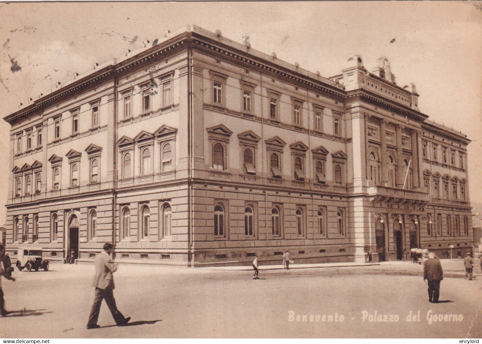 Benevento Palazzo Del Governo - Benevento