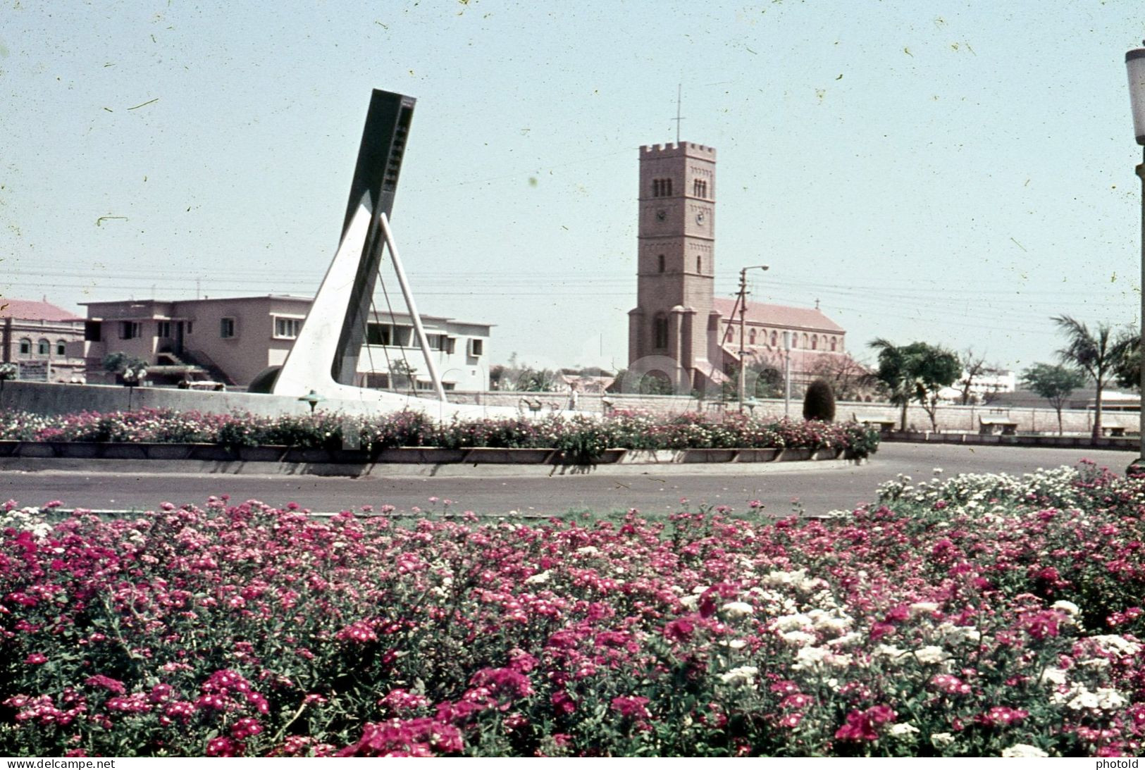 2 SLIDES SET 1960s KARACHI PAKISTAN ORIGINAL 35mm DIAPOSITIVE SLIDE Not PHOTO No FOTO NB1463 - Diapositives (slides)