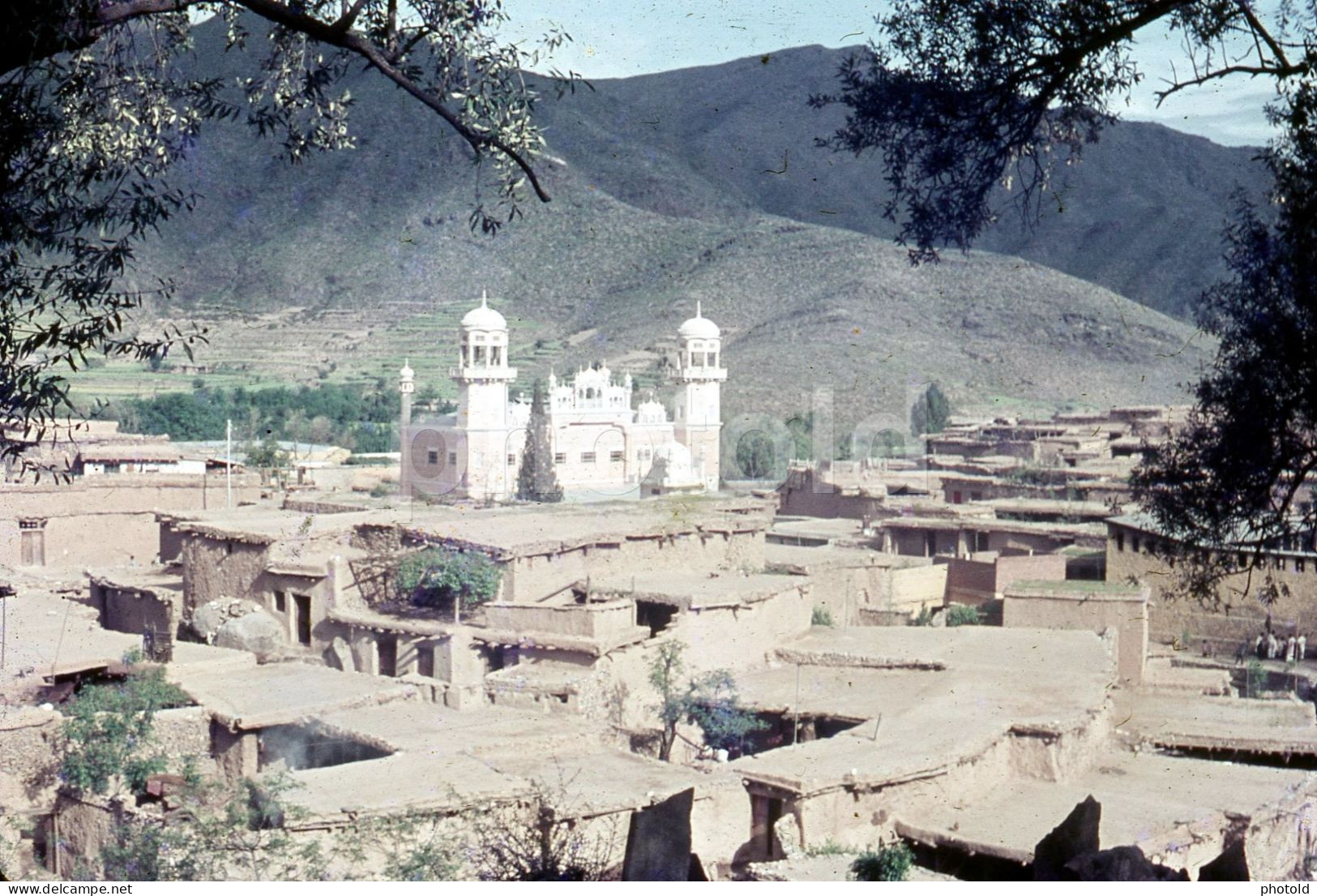 2 SLIDES SET 1960s KARACHI PAKISTAN ORIGINAL 35mm DIAPOSITIVE SLIDE Not PHOTO No FOTO NB1463 - Diapositives