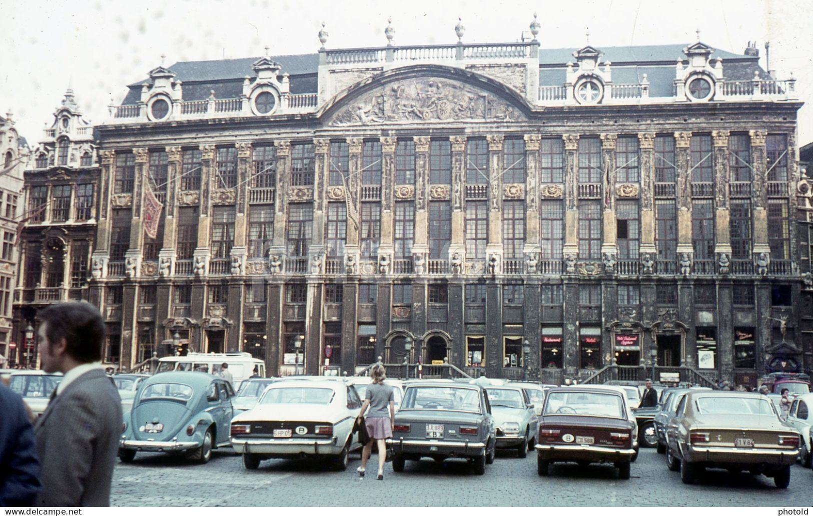 1970s OPEL REKORD COUPE CITROEN GS GRAND PLACE BRUSSELS BELGIUM 35mm SLIDE PHOTO FOTO NB4167 - Diapositive