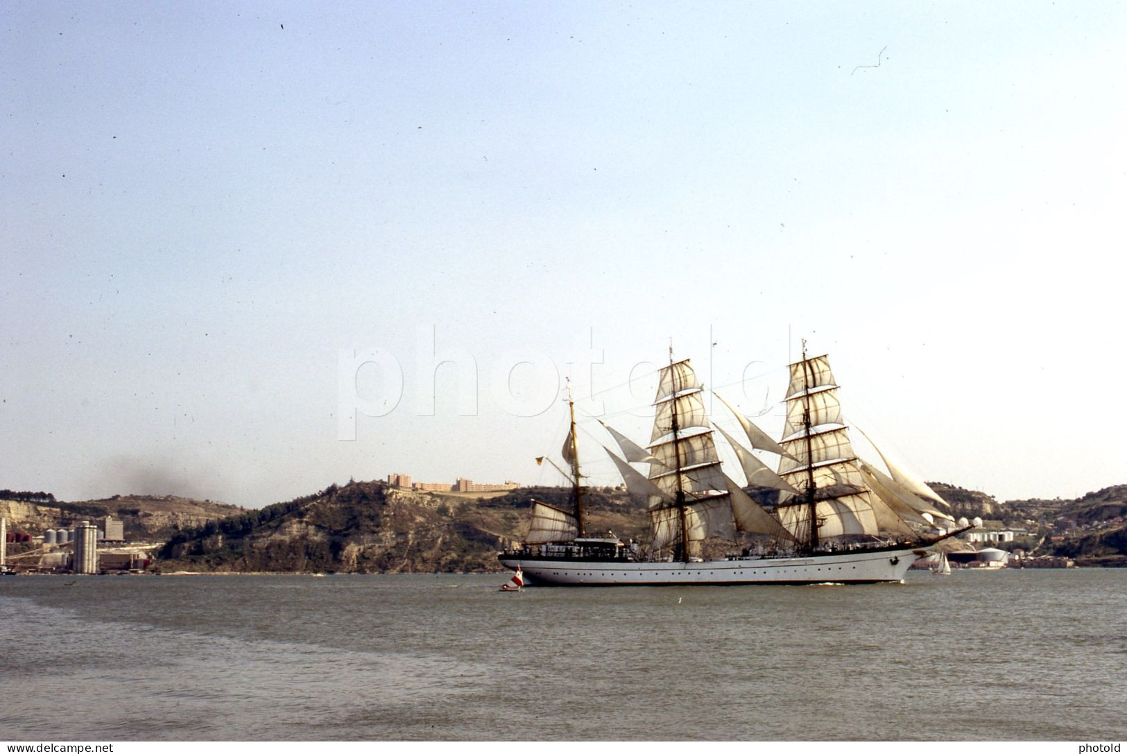 1970s SAGRES SAILING SCHOOL SHIP VESSEL BATEAU LISBON TAGUS 35mm SLIDE PHOTO FOTO NB4168 - Diapositives