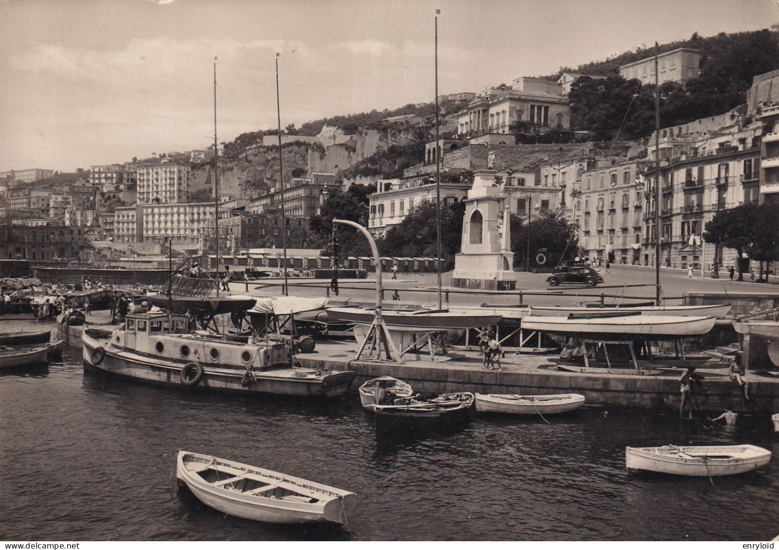 Napoli Piazza Barbaia E Posillipo Da Mergellina - Napoli (Neapel)