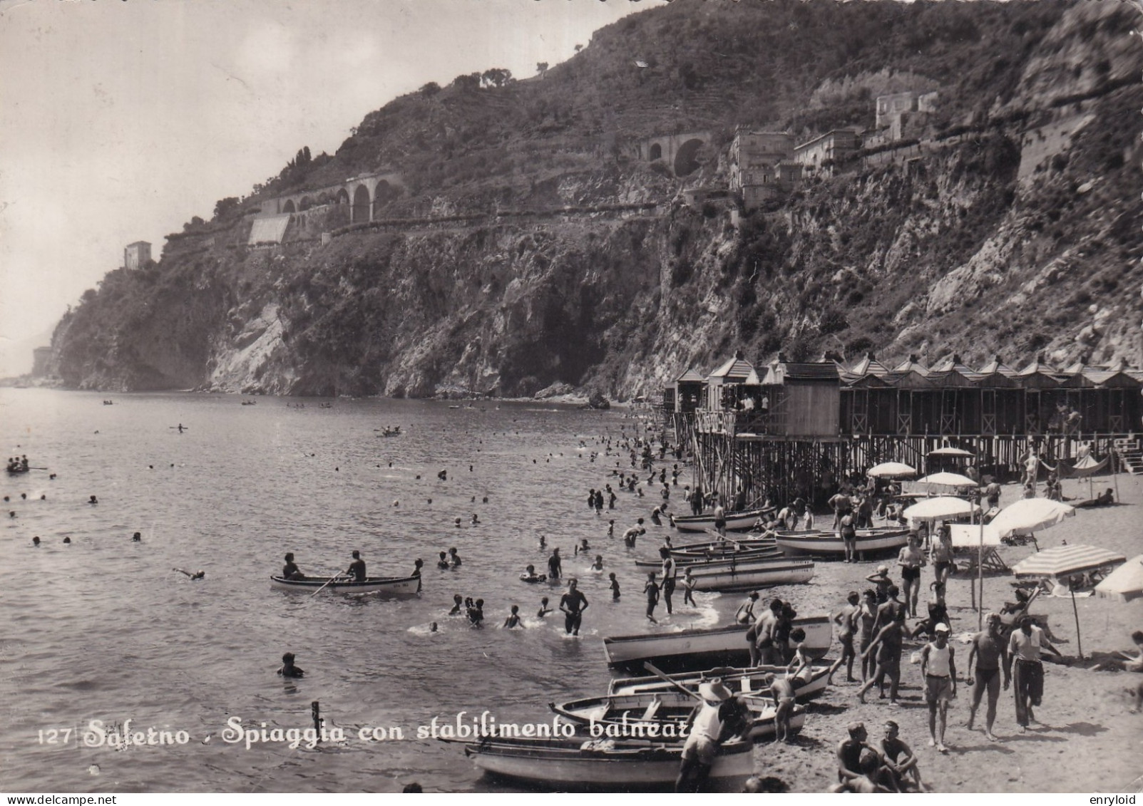 Salerno Spiaggia Con Stabilimento Balneare - Salerno