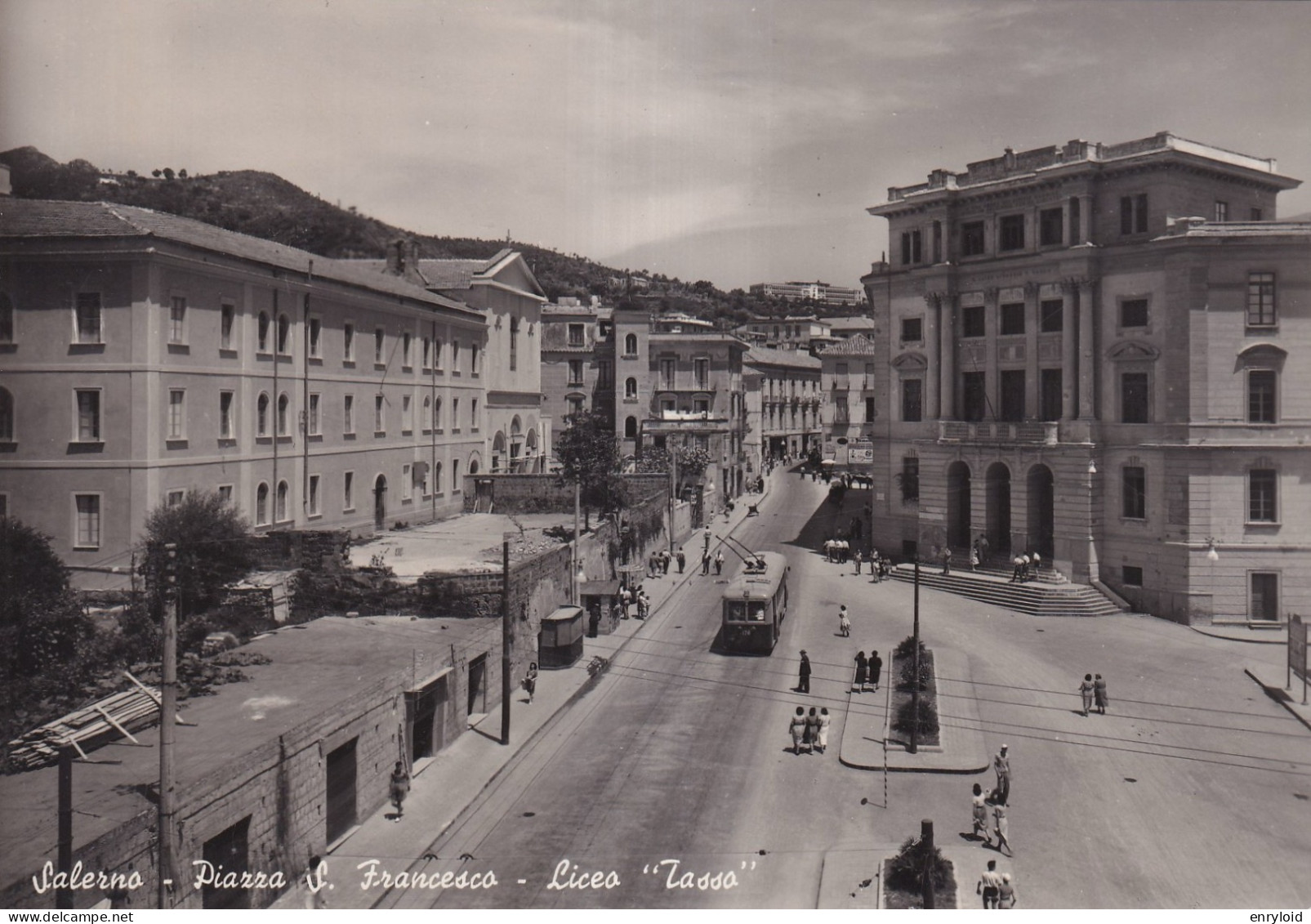 Salerno Piazza San Francesco Liceo Tasso - Salerno