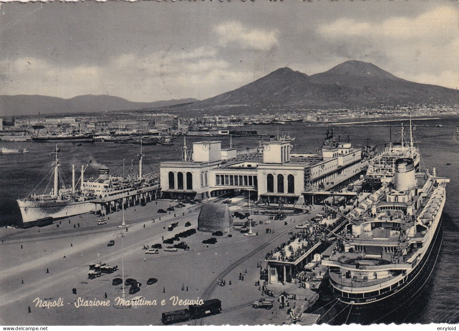 Napoli Stazione Marittima E Vesuvio - Napoli (Napels)