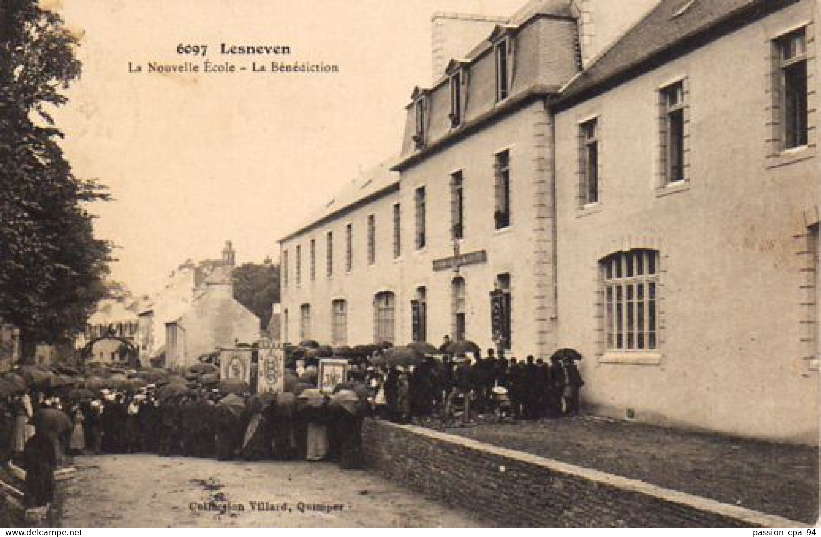 S20-005 Lesneven - La Nouvelle Ecole - La Bénédiction - Lesneven