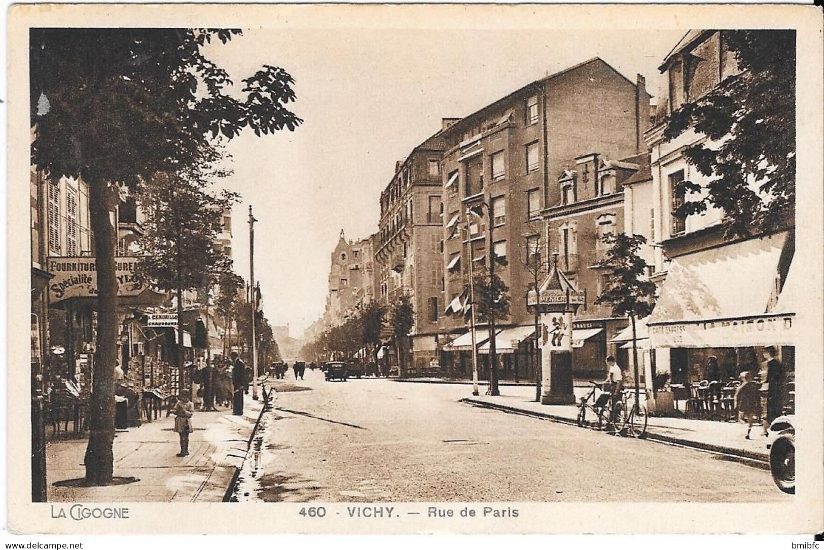 VICHY - Rue De Paris - Vichy