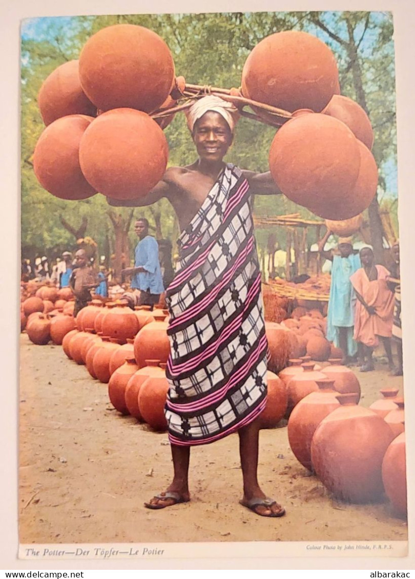 Kenya -  Potter  ,NUS ETHNIQUES Adultes ( Afrique Noire ) , Stamp  Used Air Mail 1979 - Kenya