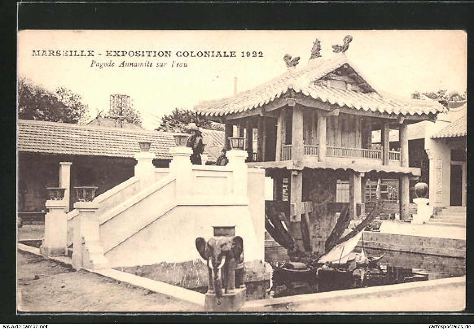 AK Marseille, Exposition Coloniale 1922, Pagode Annamite Sur L` Eau  - Exhibitions