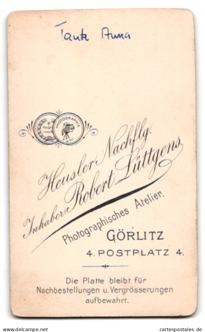 Fotografie Robert Lüttgens, Görlitz, Postplatz 4, Junge Frau In Schwarzem Kleid  - Anonieme Personen