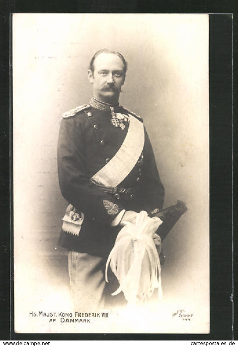AK König Frederik VIII. Von Dänemark In Galauuniform  - Familles Royales