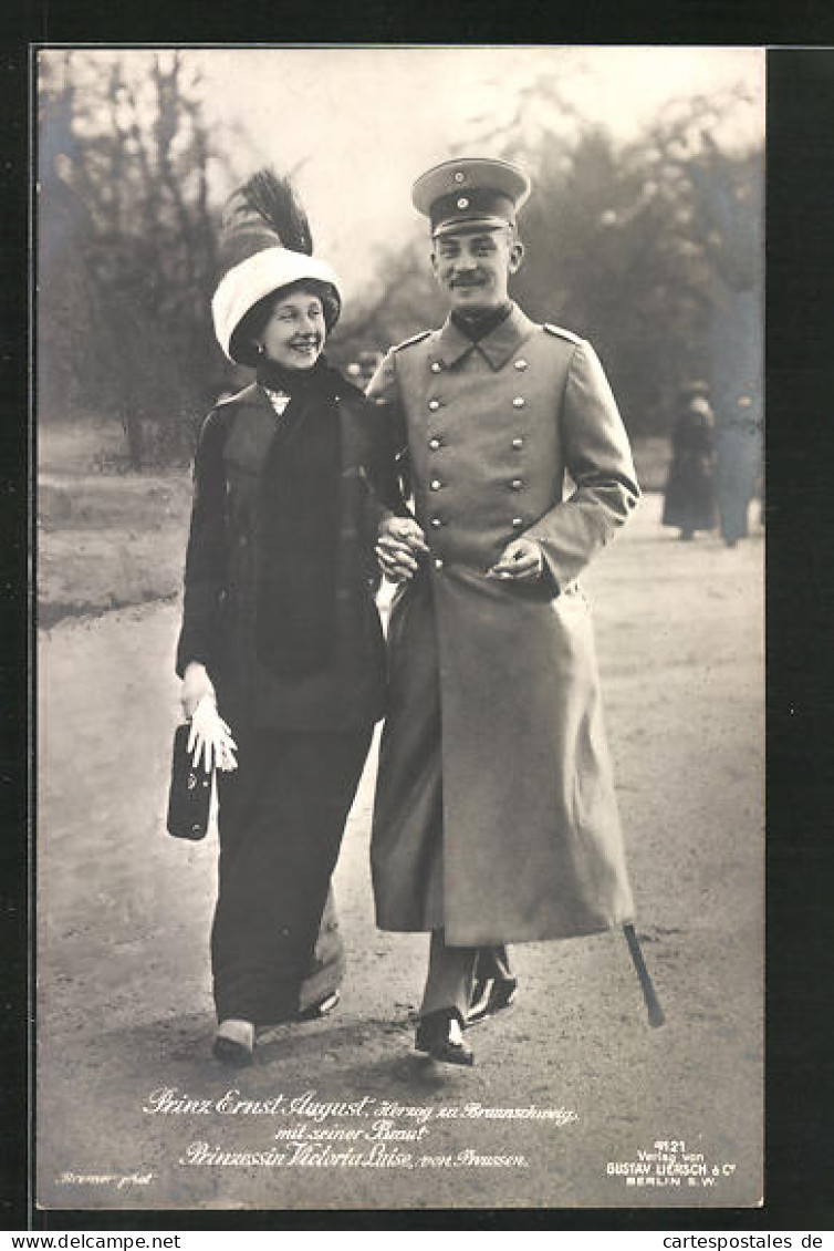 AK Ernst August Herzog Von Braunschweig Mit Seiner Braut Victoria Luise Von Preussen  - Royal Families