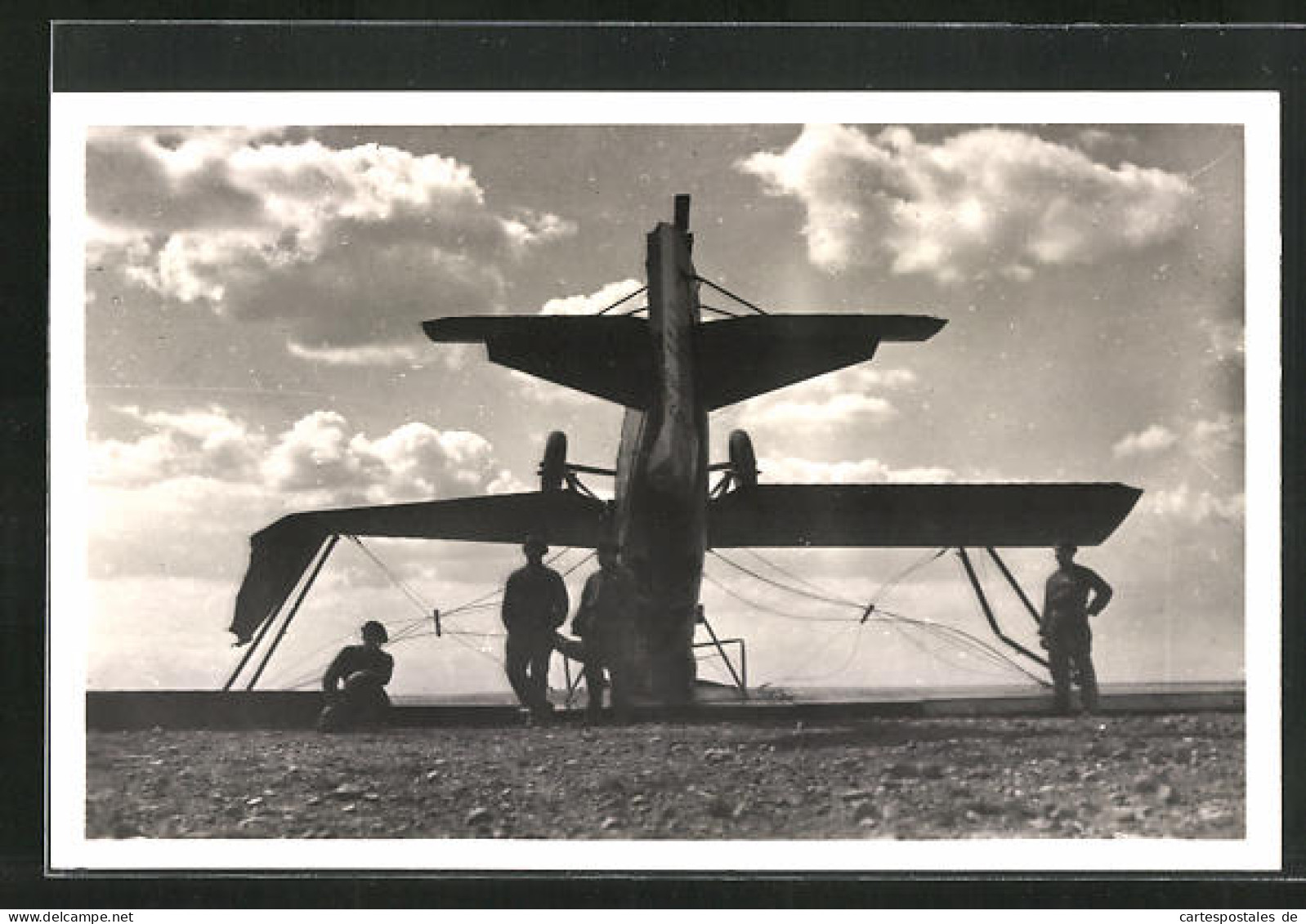 AK Istres-Aviation, Méfait Du Mistral, Flugzeug  - 1939-1945: 2ème Guerre