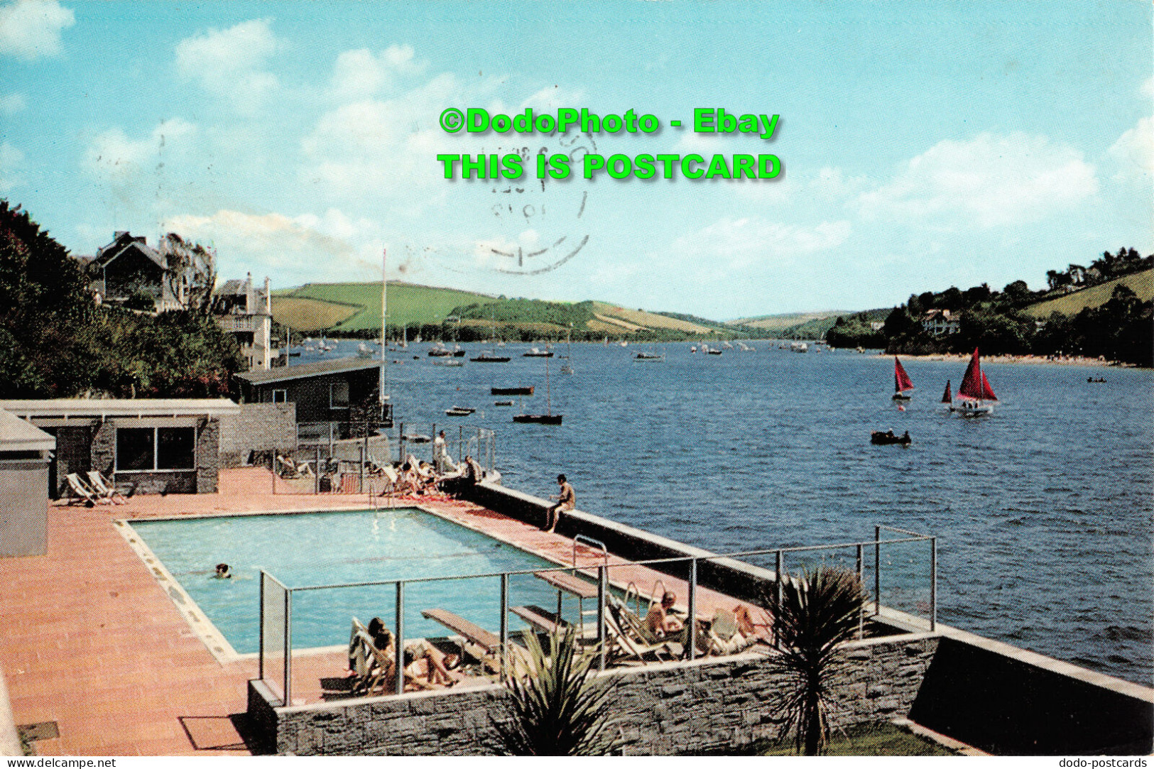 R415153 Salcombe. The Marine Hotel. Postcard. 1972 - World