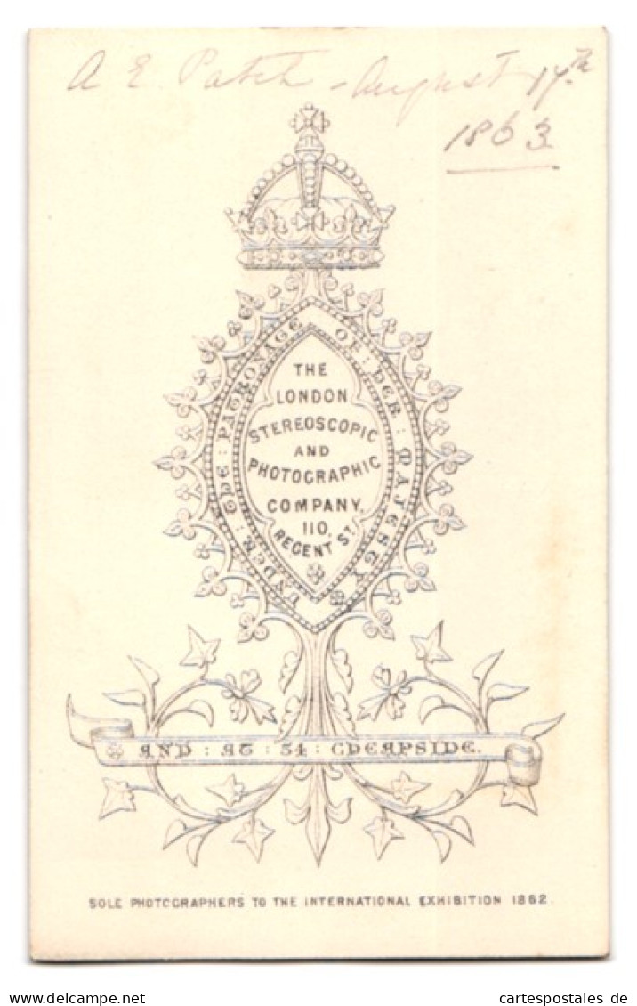 Photo London Stereoscopic Co., London, Regent St. 110, Portrait Dame Im Seidenen Biedermeierkleid Mit Brief, 1863  - Personnes Anonymes