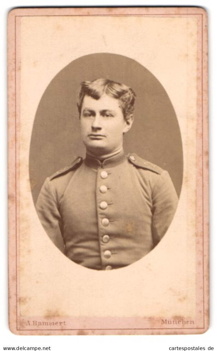 Fotografie A. Bammert, München, Karlsplatz 6, Portrait Junger Soldat In Uniform Rgt. 2  - Anonymous Persons