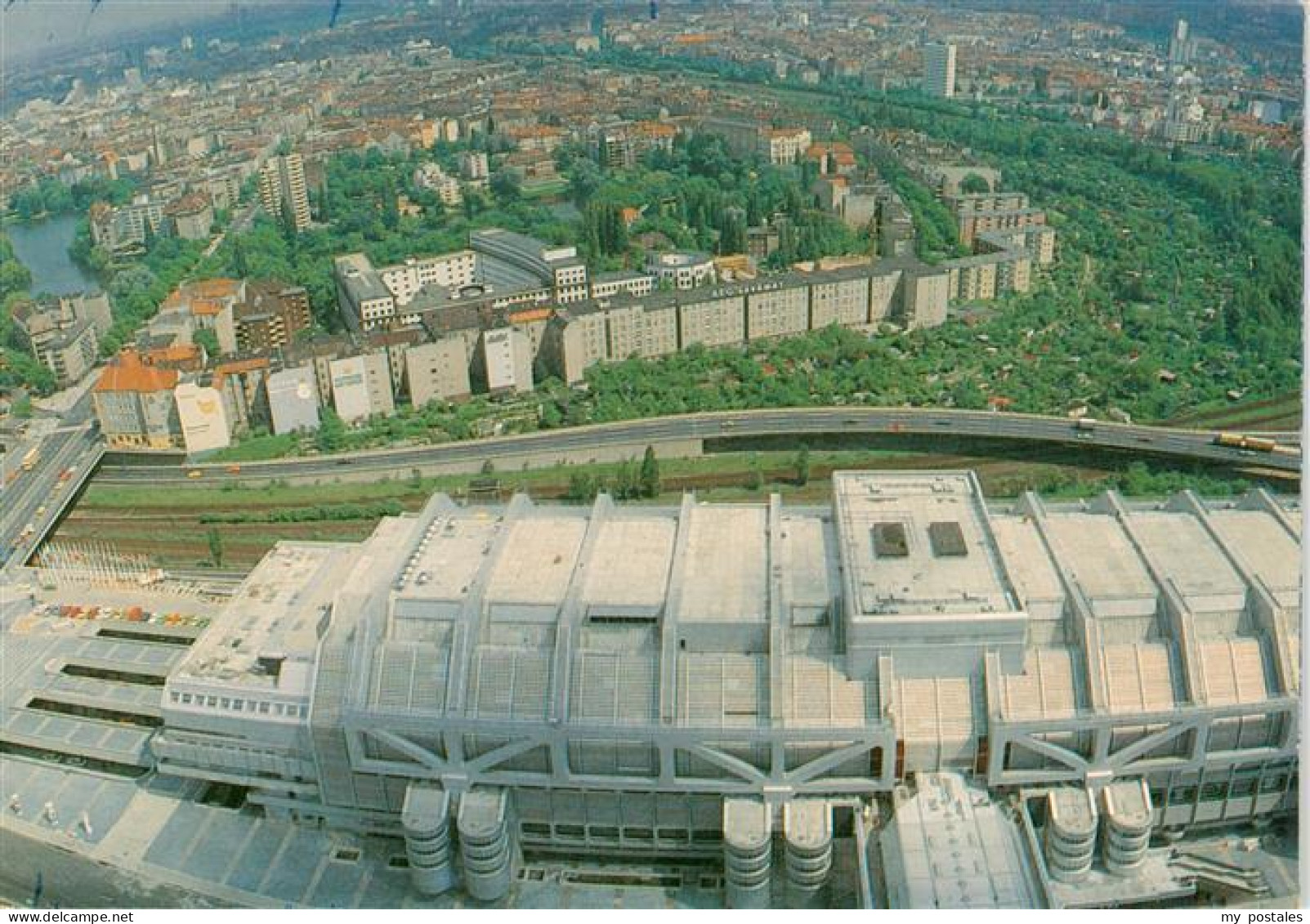 73904445 Berlin Blick Vom Funkturm Auf Das Internationale Congress Centrum - Autres & Non Classés