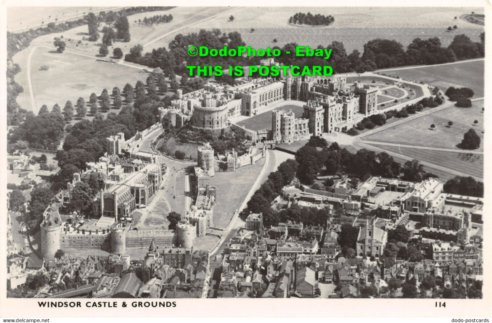R414113 Windsor Castle And Grounds. Aero Snaps. Postcard - Wereld