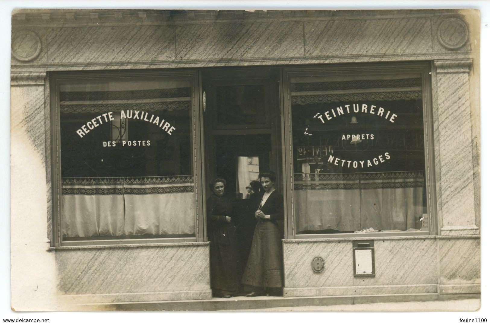 CARTE PHOTO Devanture Magasin Teinturerie Et Recette Auxiliaire Des Postes (rue Montparnassse à PARIS ? Mais à Vérifier - Arrondissement: 14