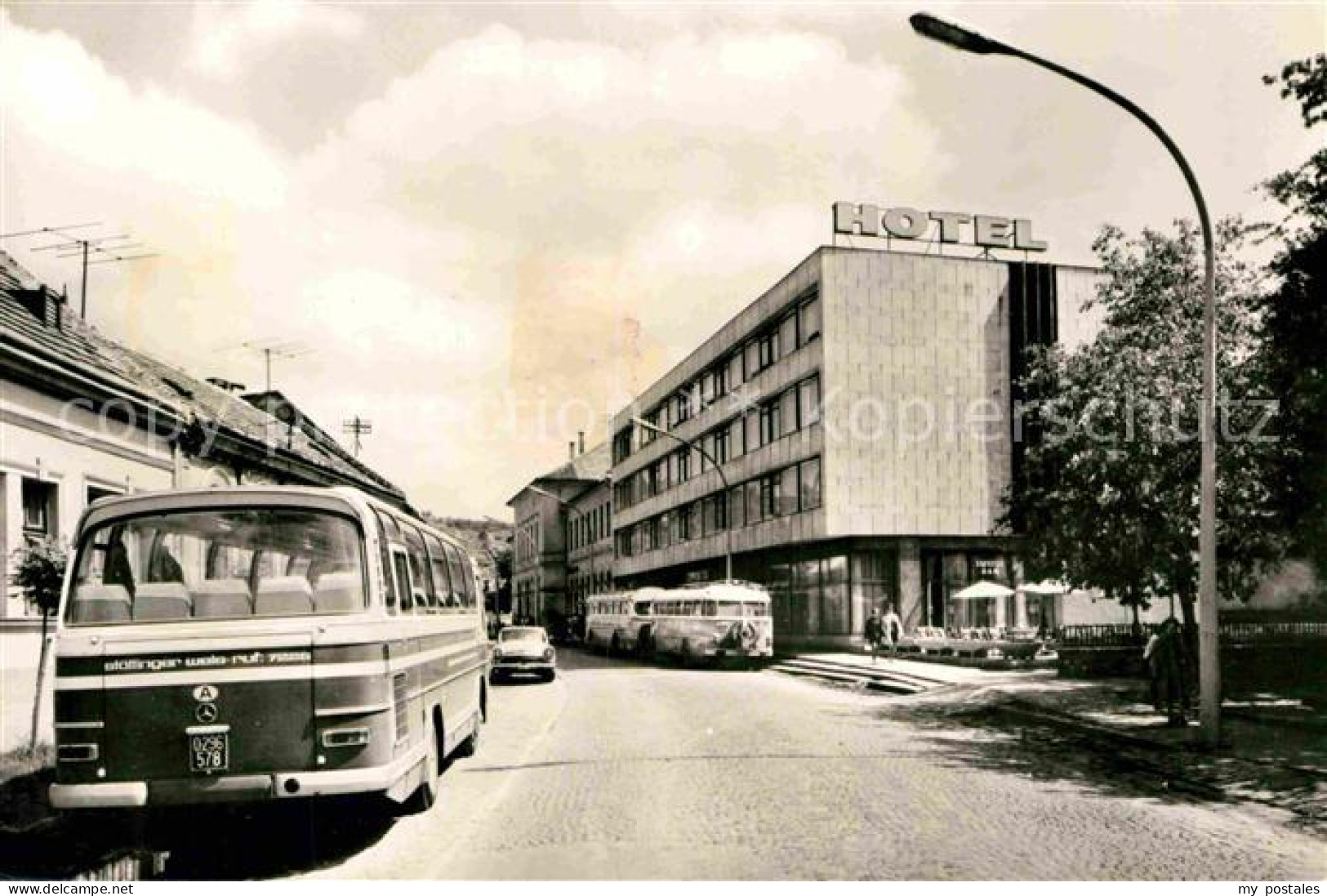 72755369 Esztergom Fuerdoe Szallo Hotel Bus Esztergom - Hongrie