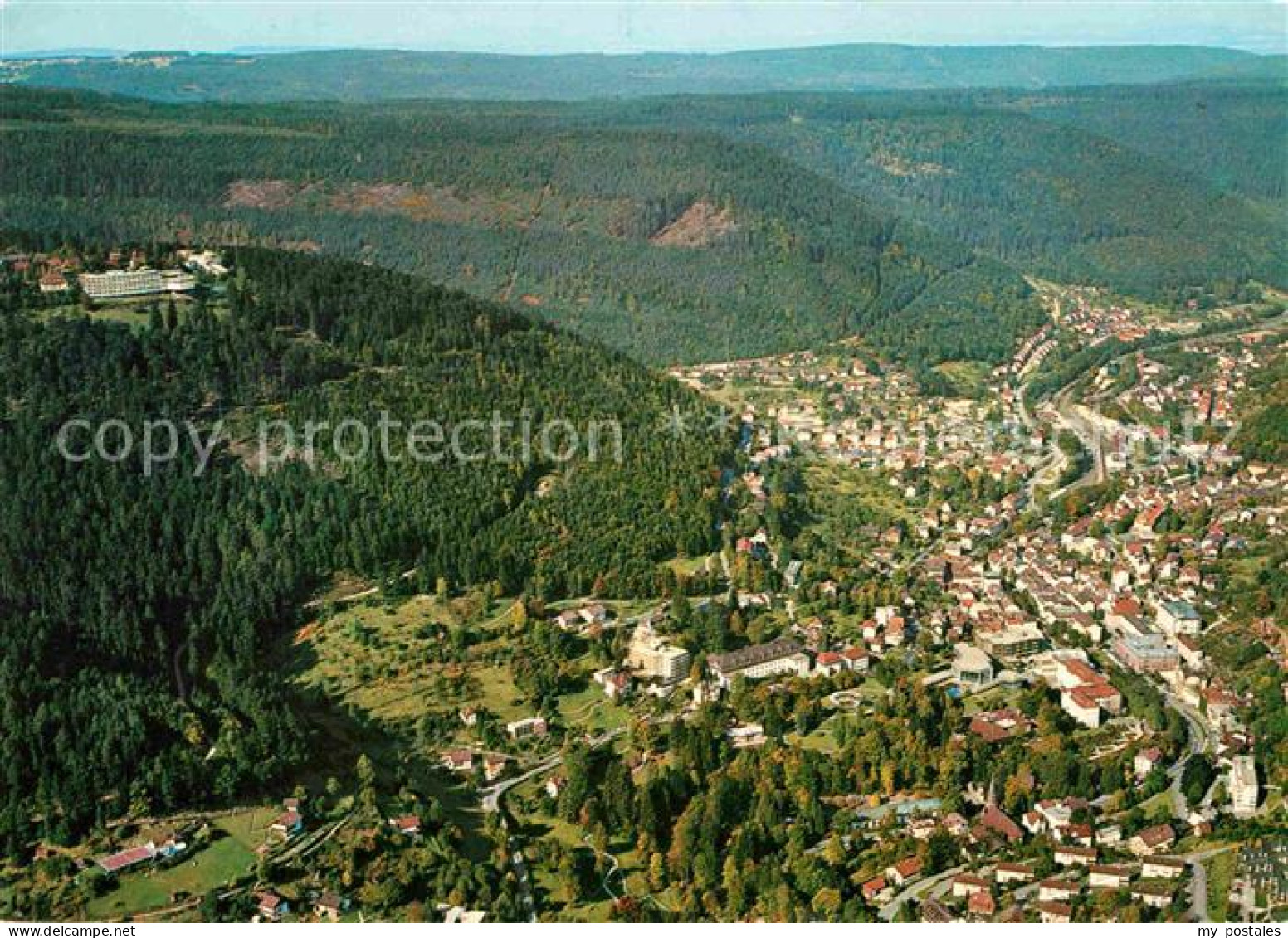 72752602 Wildbad Schwarzwald Fliegeraufnahme Thermalbad Mit Sommerberg Bad Wildb - Sonstige & Ohne Zuordnung