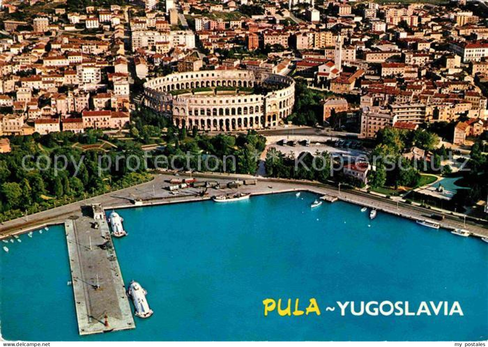 72752546 Pola Pula Croatia Fliegeraufnahme Hafen   - Croatie