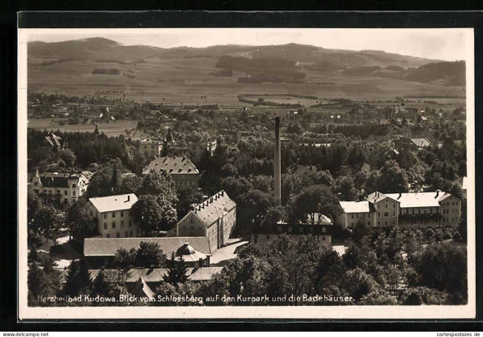 AK Bad Kudowa, Blick Vom Schlossberg Auf Den Kurpark Und Die Badehäuser  - Schlesien