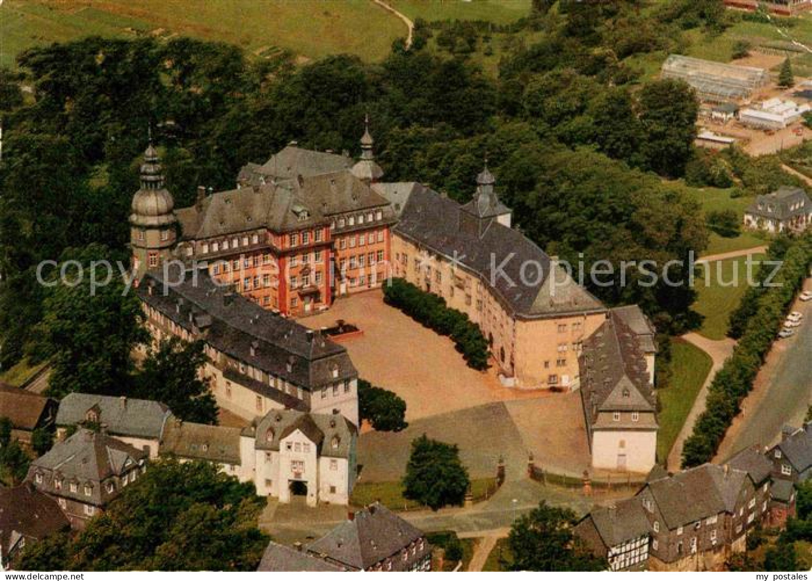 72751135 Bad Berleburg Schloss Wittgensteiner Berg Und Waldland Fliegeraufnahme  - Bad Berleburg