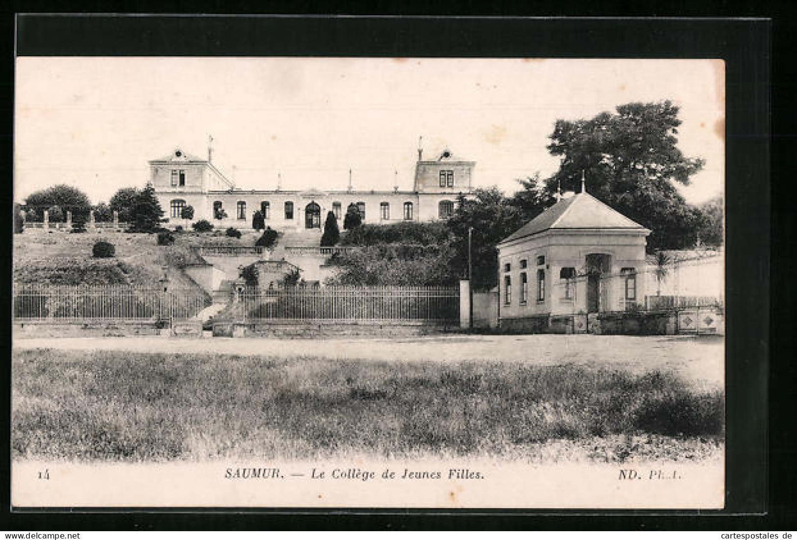 CPA Saumur, Le College De Jeunes Filles  - Saumur