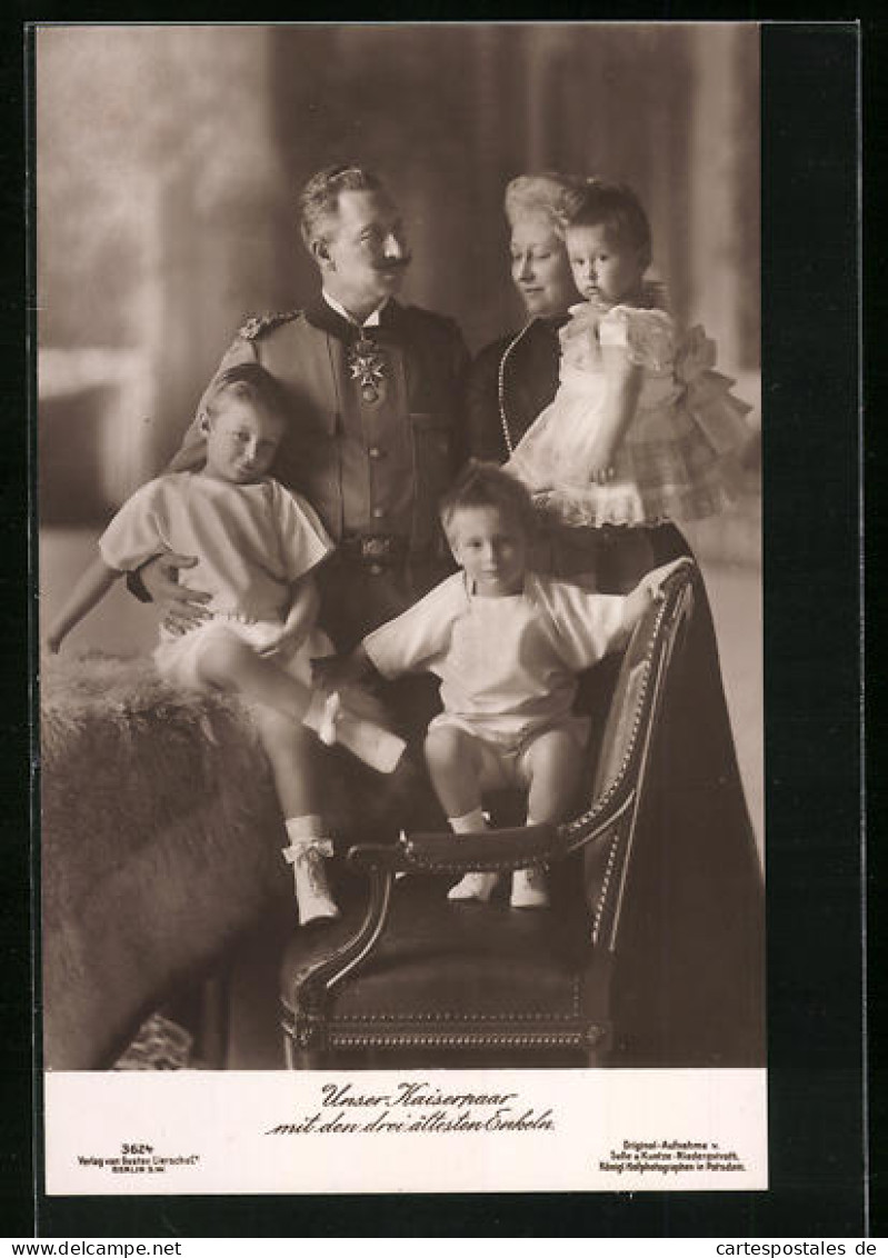 AK Kaiserin Auguste Victoria Königin Von Preussen, Das Kaiserpaar Mit Den ältesten Enkeln  - Royal Families