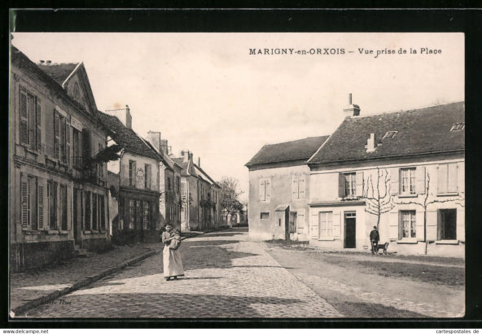 CPA Marigny-en-Orxois, Vue Prise De La Place  - Sonstige & Ohne Zuordnung