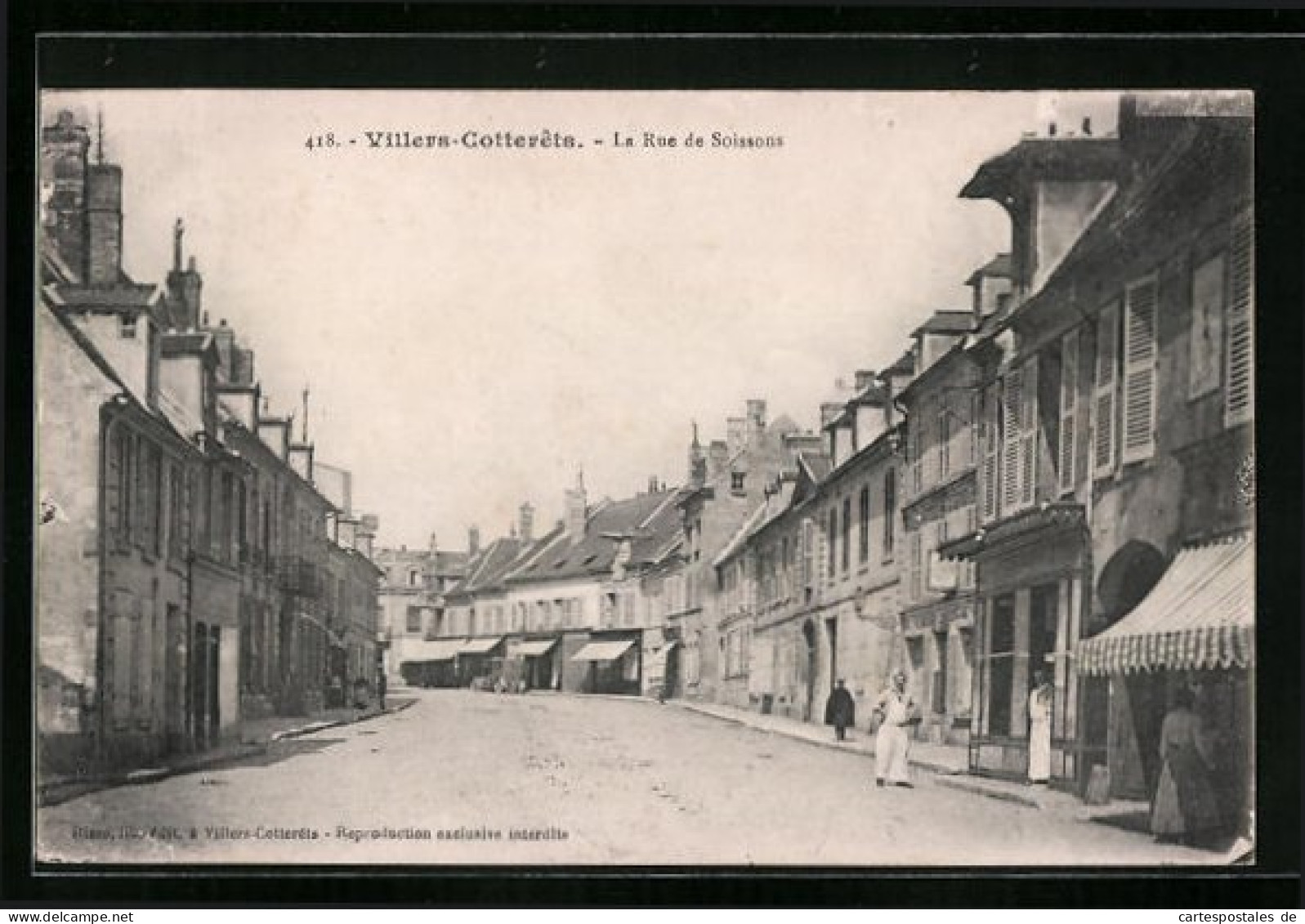 CPA Villers-Cotterets, La Rue De Soissons  - Villers Cotterets