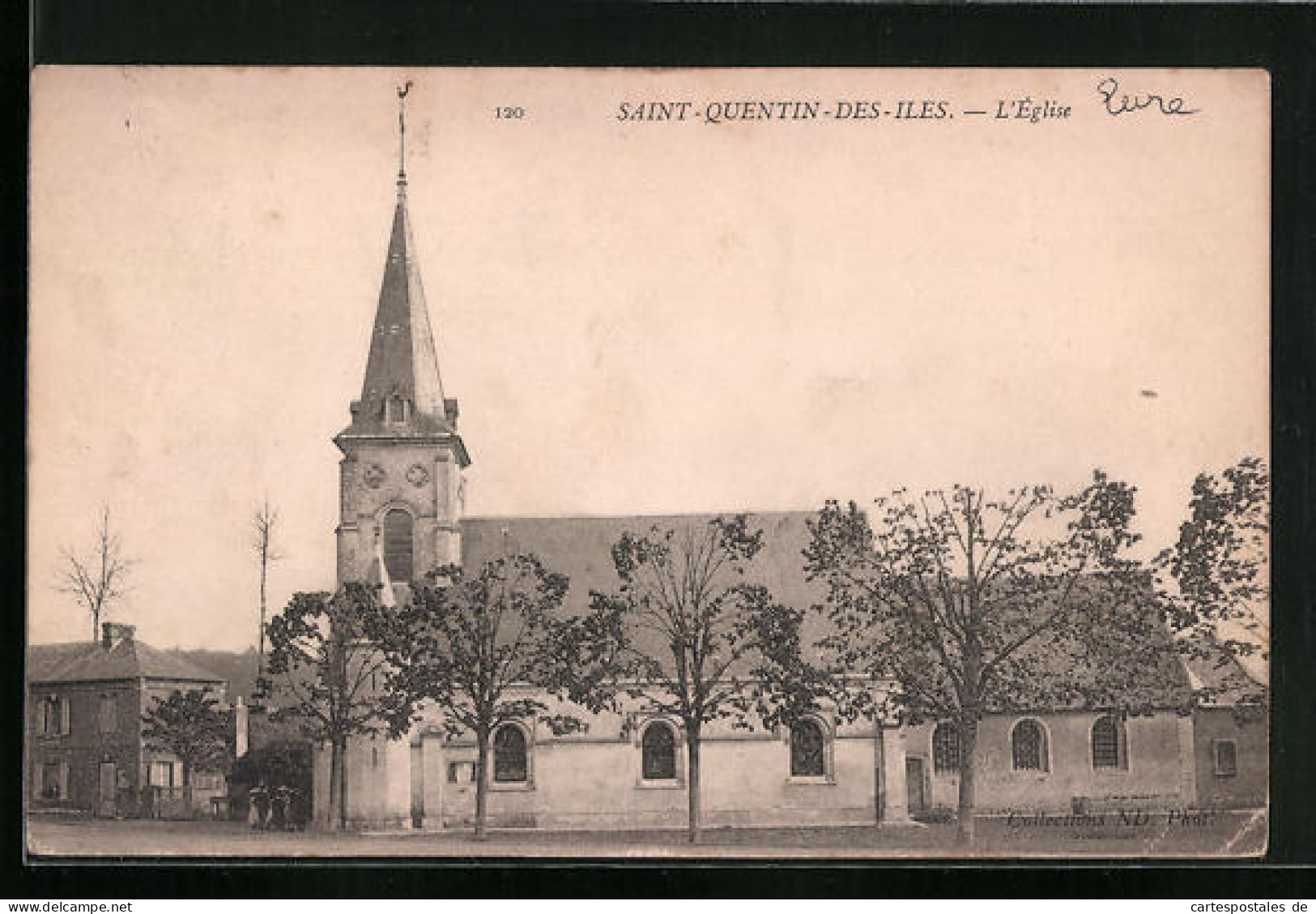 CPA Saint-Quentin-des-Iles, L'Église  - Autres & Non Classés