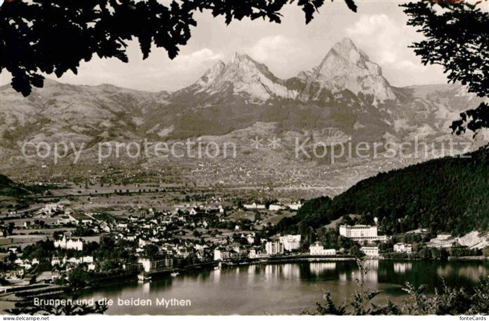 12643789 Brunnen Vierwaldstaettersee SZ Panorama Mit Blick Zu Den Mythen Schwyze - Andere & Zonder Classificatie