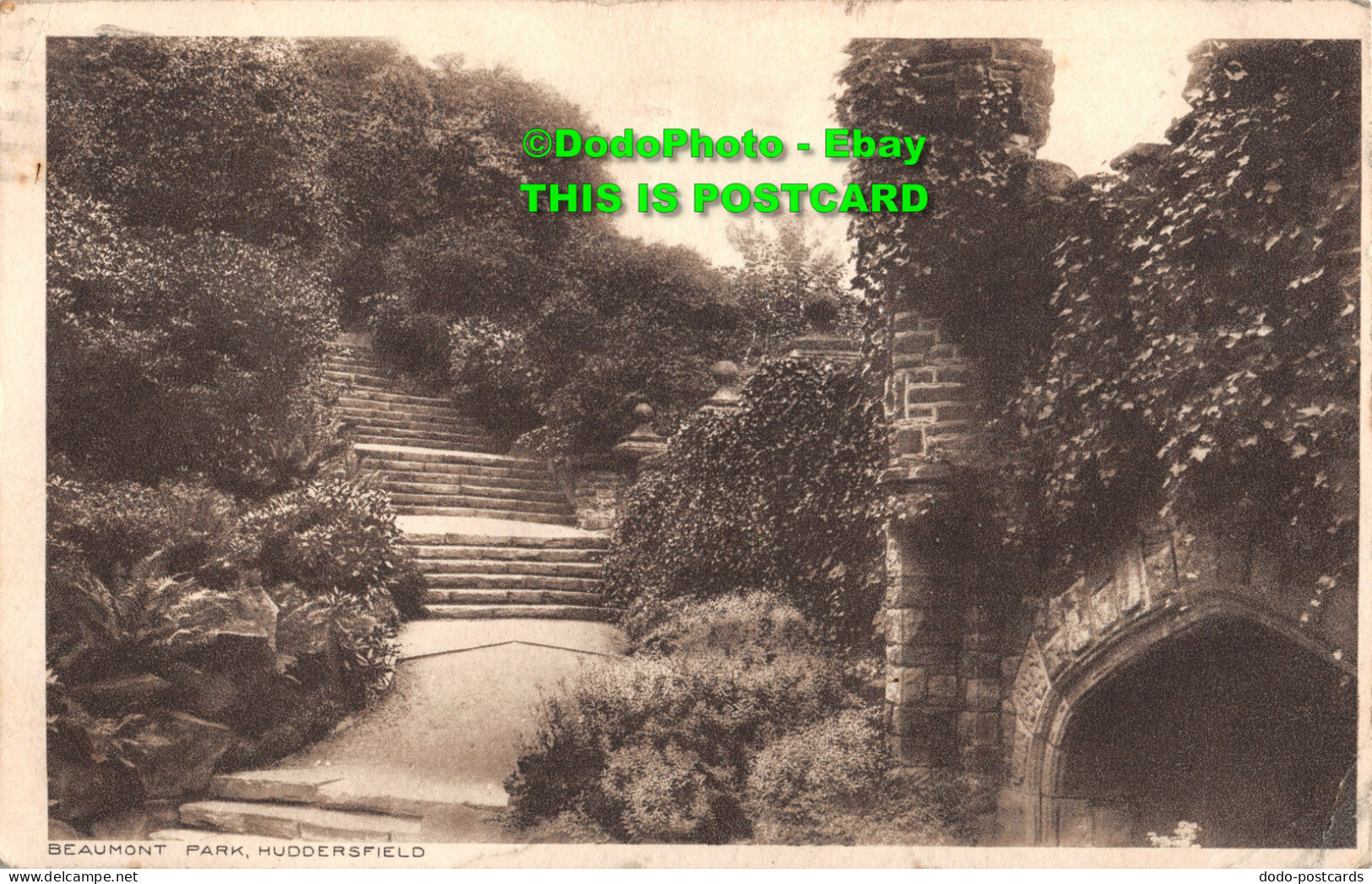 R415039 Huddersfield. Beaumont Park. Postcard. 1921 - World