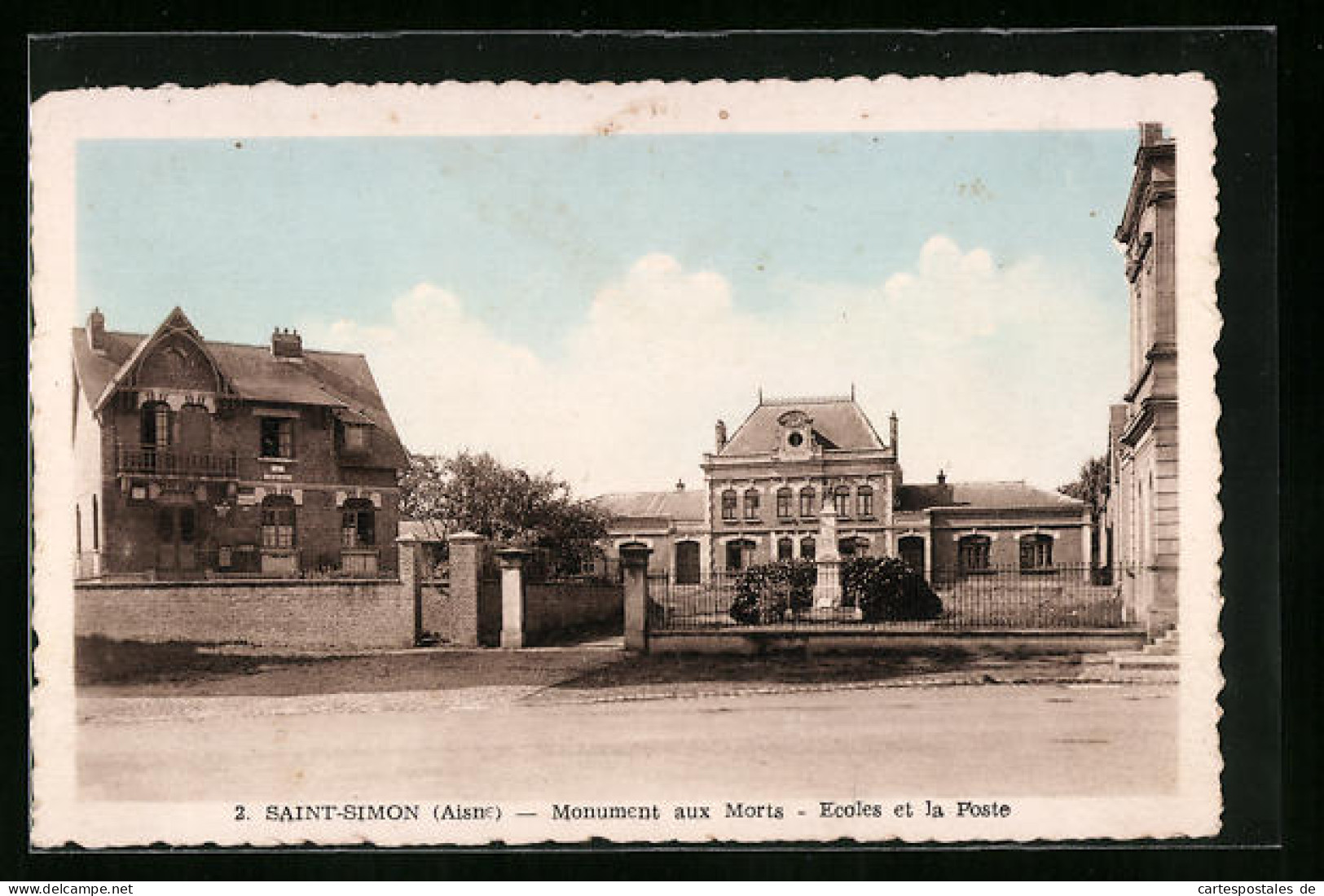 CPA Saint-Simon, Monument Aux Morts, Ecoles Et La Poste  - Other & Unclassified