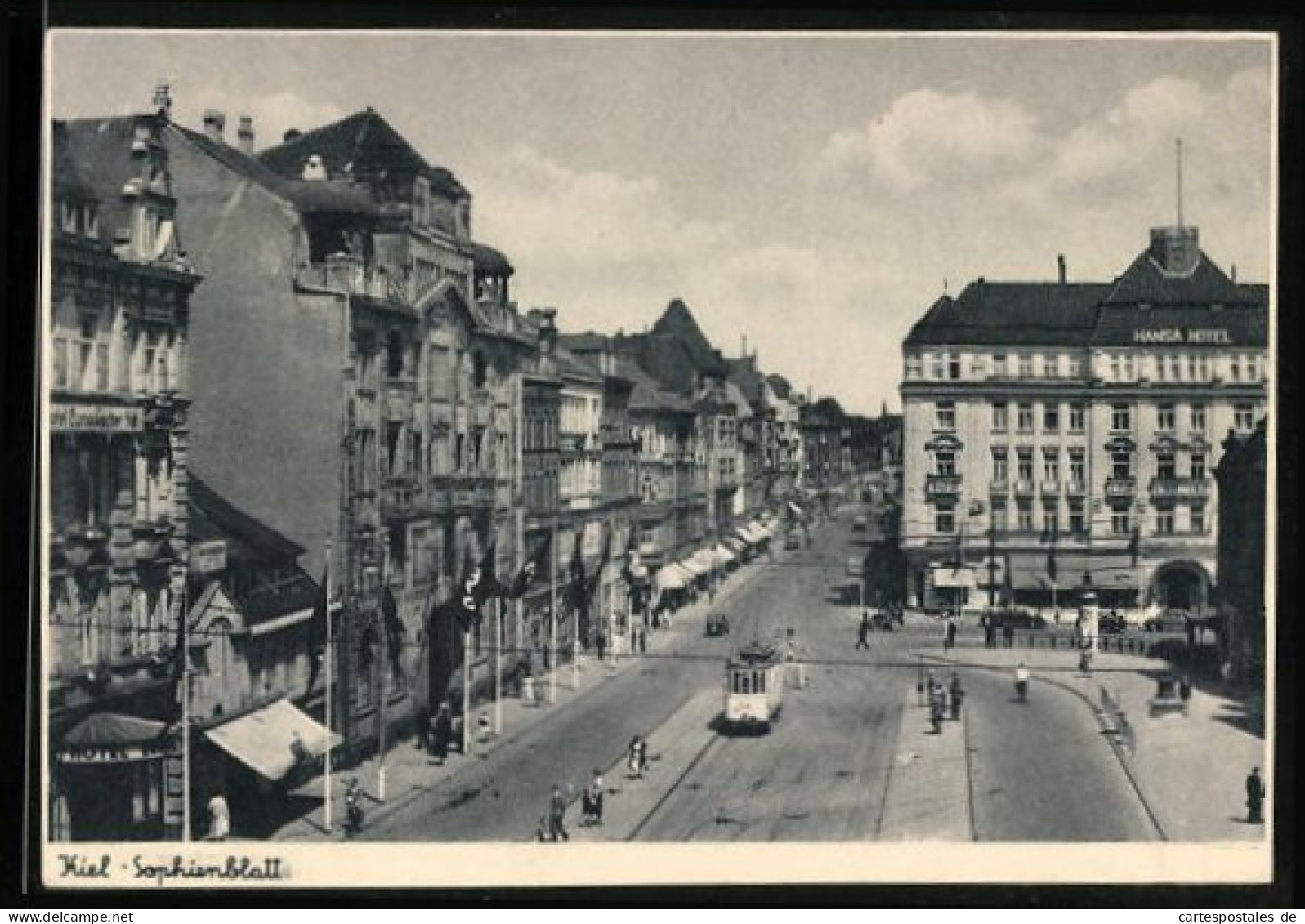 AK Kiel, Sophienblatt Mit Strassenbahn  - Tramways