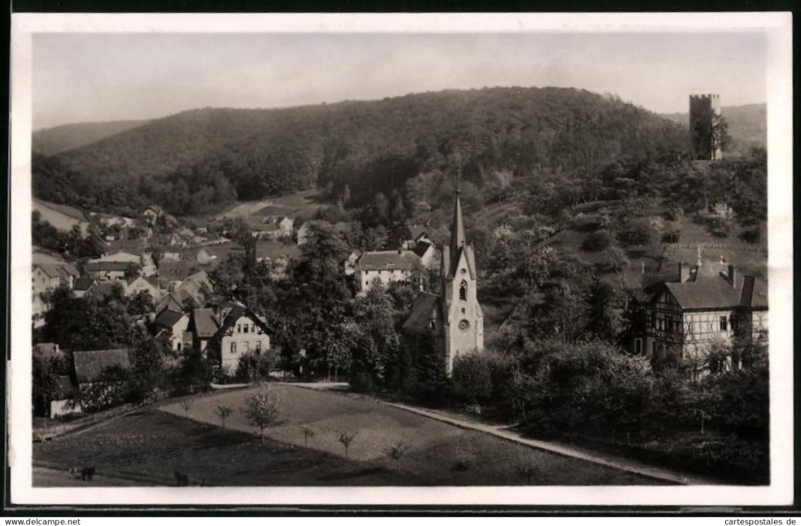 Fotografie Brück & Sohn Meissen, Ansicht Tautenburg I. Th., Blick In Den Ort Mit Der Kirche  - Lieux