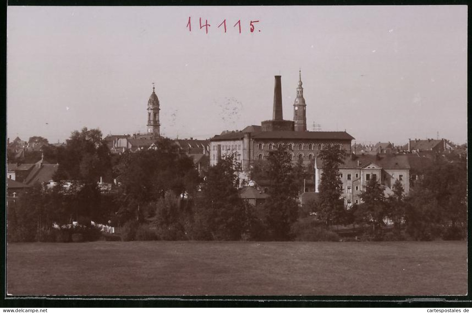 Fotografie Brück & Sohn Meissen, Ansicht Grossenhain, Blick Zur Stadt Mit Fabrik Und Kirchturm  - Lieux