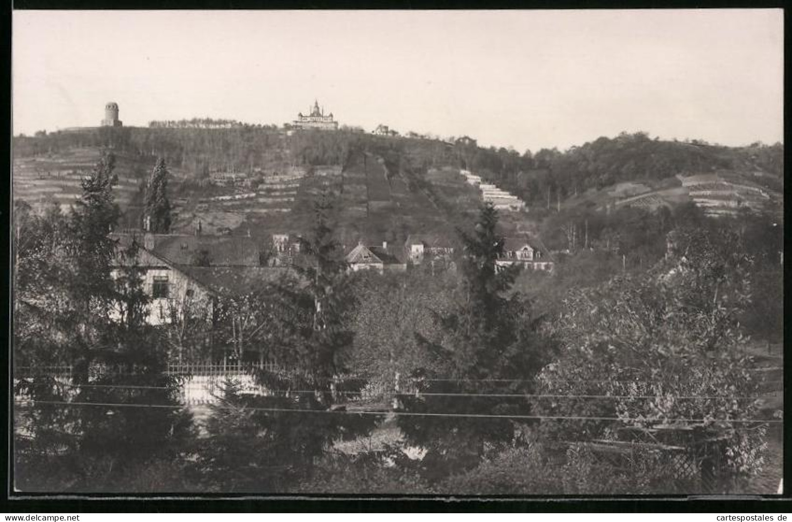 Fotografie Brück & Sohn Meissen, Ansicht Oberlössnitz, Blick Auf Den Ortsteil Mit Spitzhaus  - Lieux