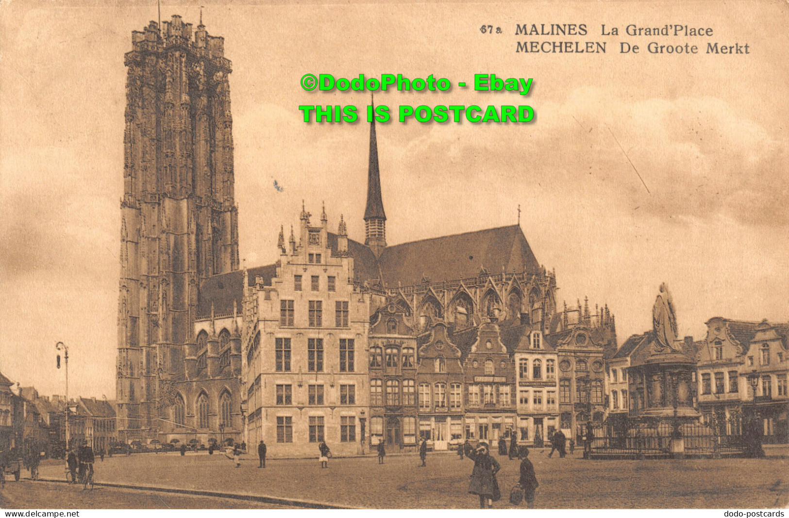 R415102 Malines. La Grand Place. Postcard - Wereld