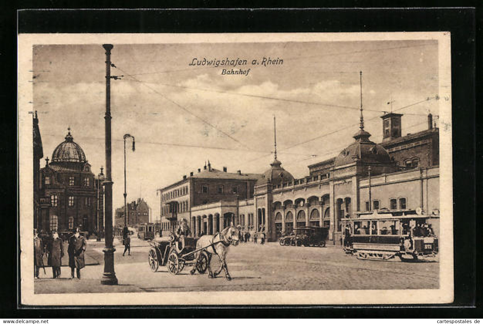 AK Ludwigshafen A. Rh., Strassenbahnverkehr Am Bahnhof  - Tramways