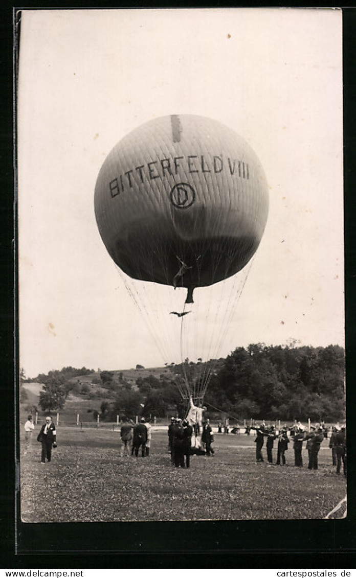 Foto-AK Bitterfeld, Ballonwettfliegen, Ballon Bitterfeld VIII. Vor Dem Start  - Montgolfières