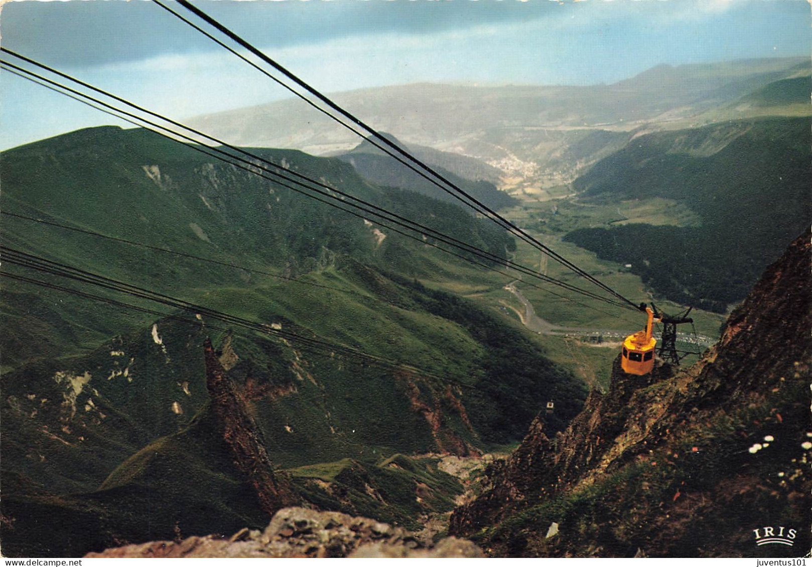 CPSM Le Puy De Sancy-Le Téléphérique Au Dessus Des Aiguilles Du Diable      L2919 - Other & Unclassified